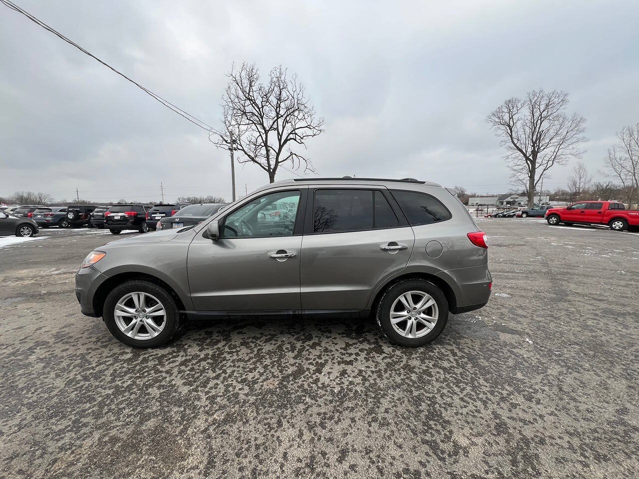 Used 2011 Hyundai Santa Fe Limited FWD image 4