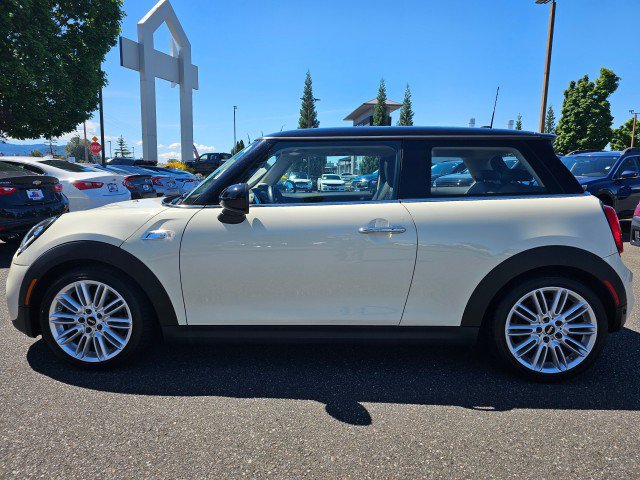 Used 2019 MINI Cooper S w/ Premium Package FWD image 6