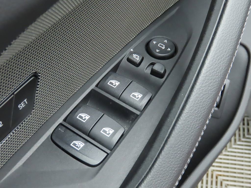 Used 2025 BMW 440i xDrive AWD/4WD image 24