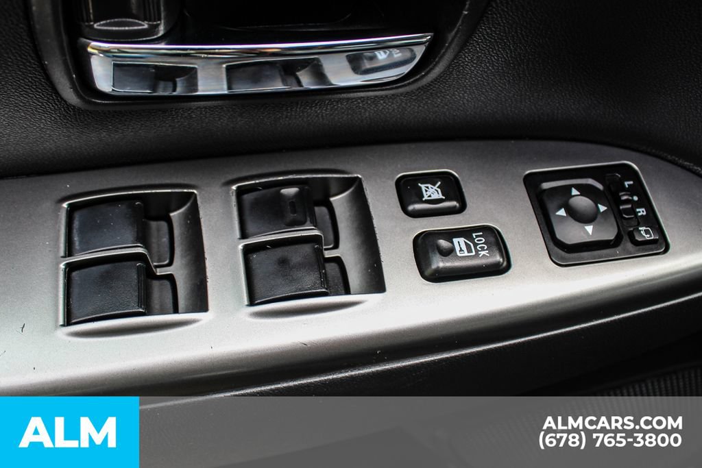 Used 2024 Mitsubishi Outlander Sport SE AWD/4WD image 38
