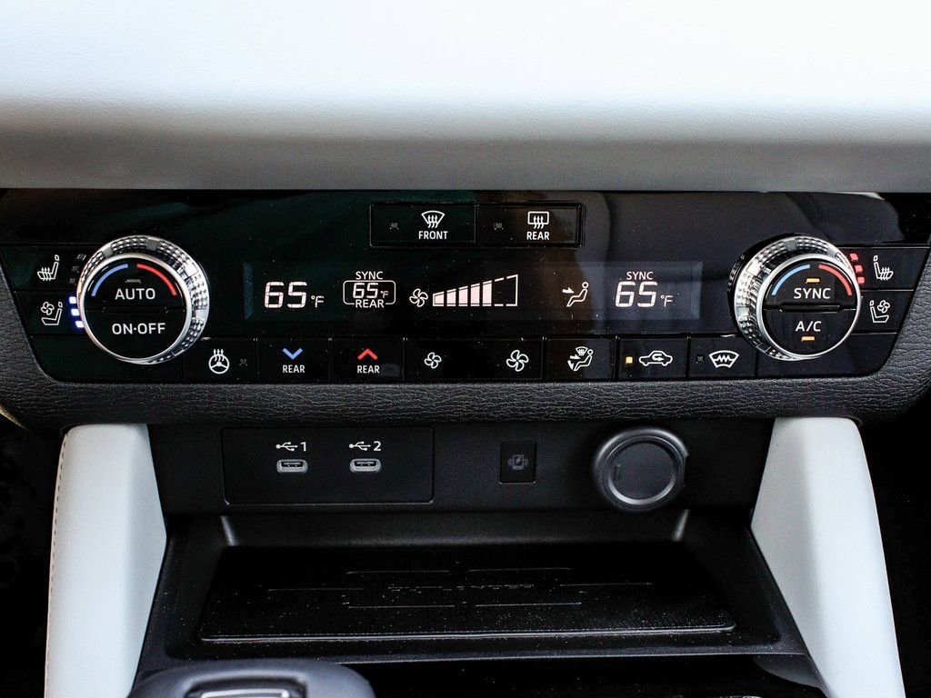 New 2025 Mitsubishi Outlander SEL AWD/4WD image 24