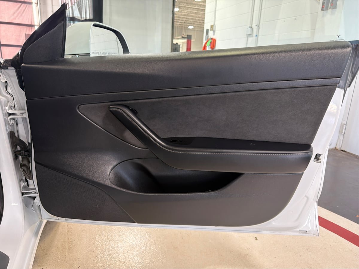 Used 2020 Tesla Model 3 Standard Range Plus RWD image 25