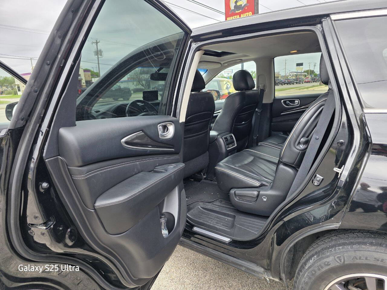 Used 2017 INFINITI QX60 FWD image 12