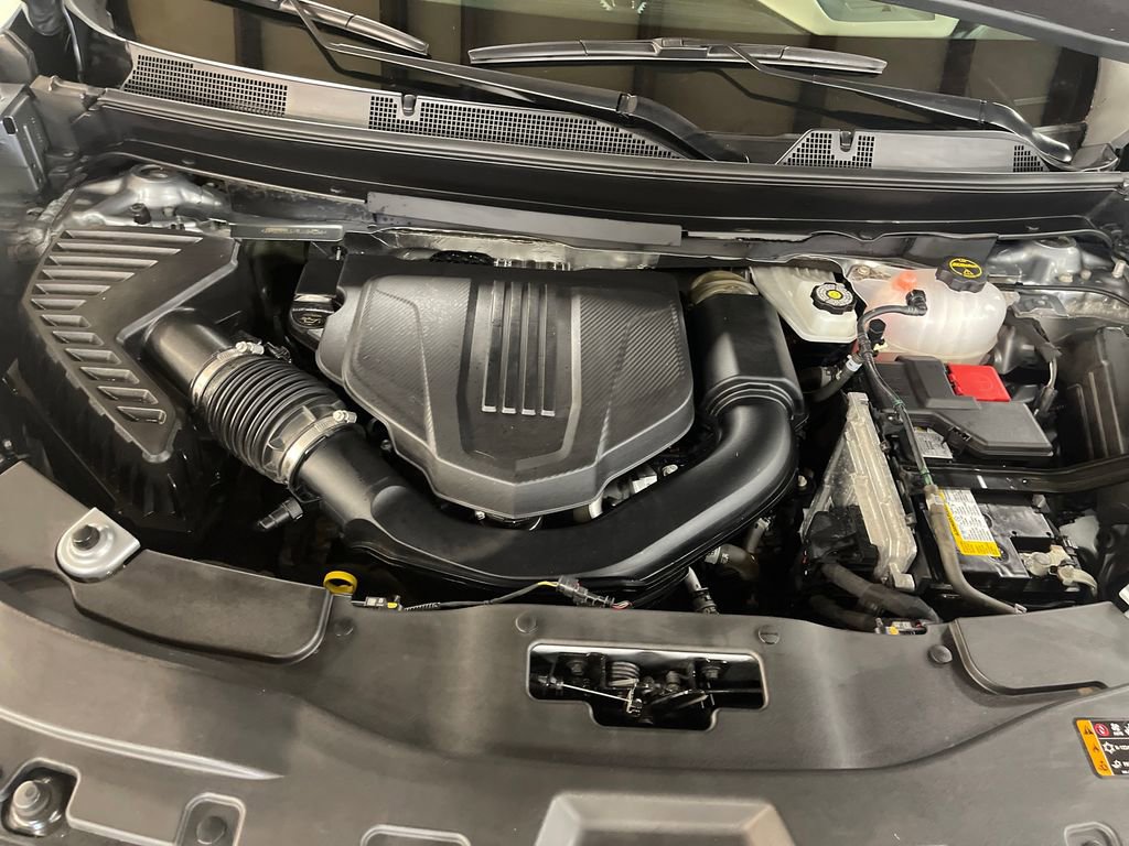 Certified 2024 GMC Acadia Elevation w/ Trailering Package image 10