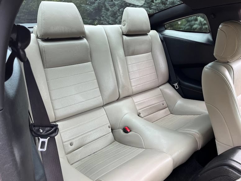 Used 2014 Ford Mustang GT Premium RWD image 31