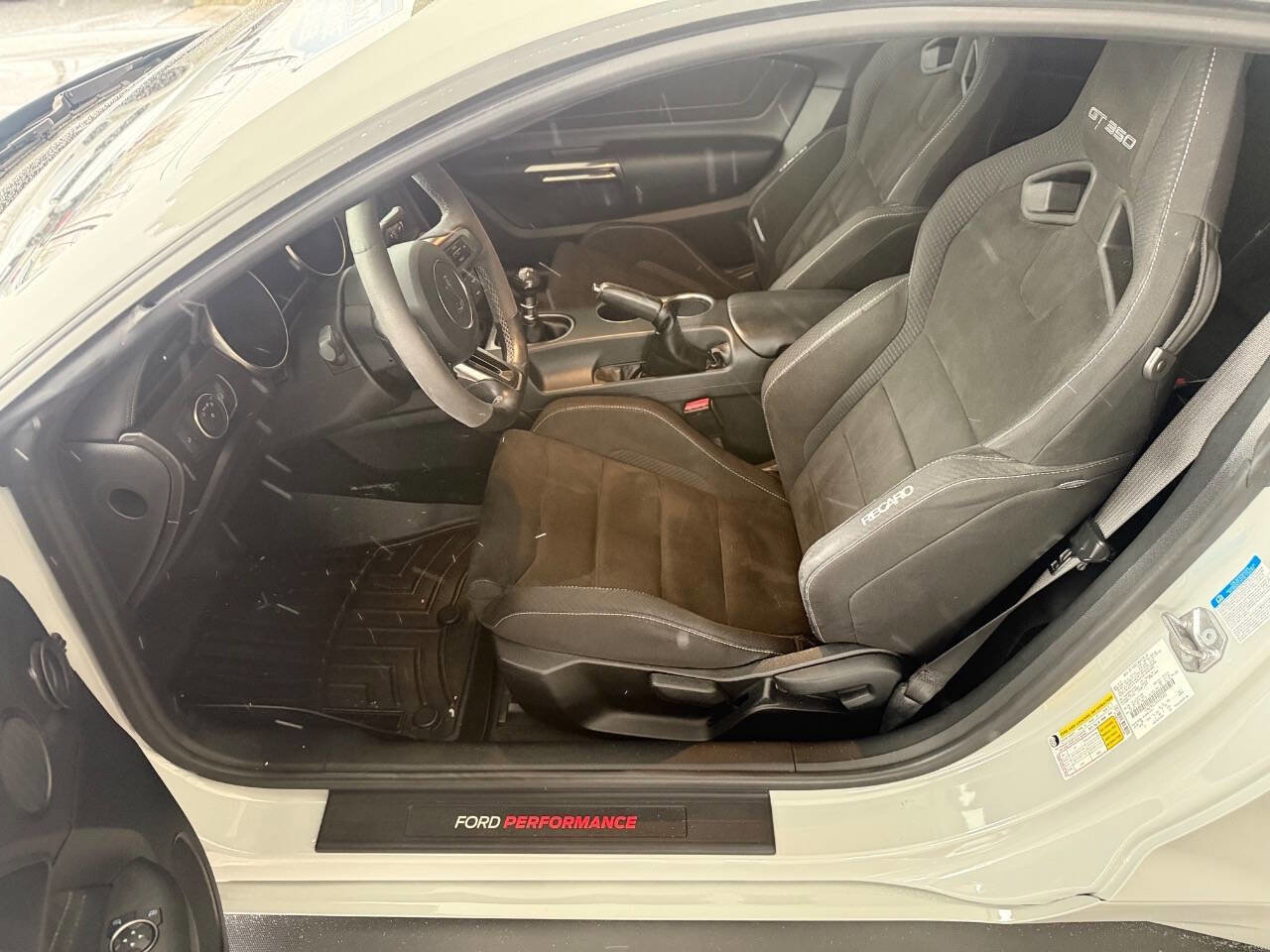 Used 2017 Ford Mustang Shelby GT350 w/ Electronics Package image 28