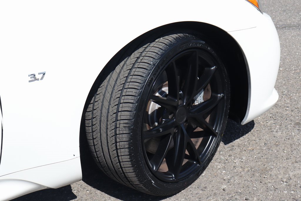 Used 2015 INFINITI Q60 Sport Limited image 46