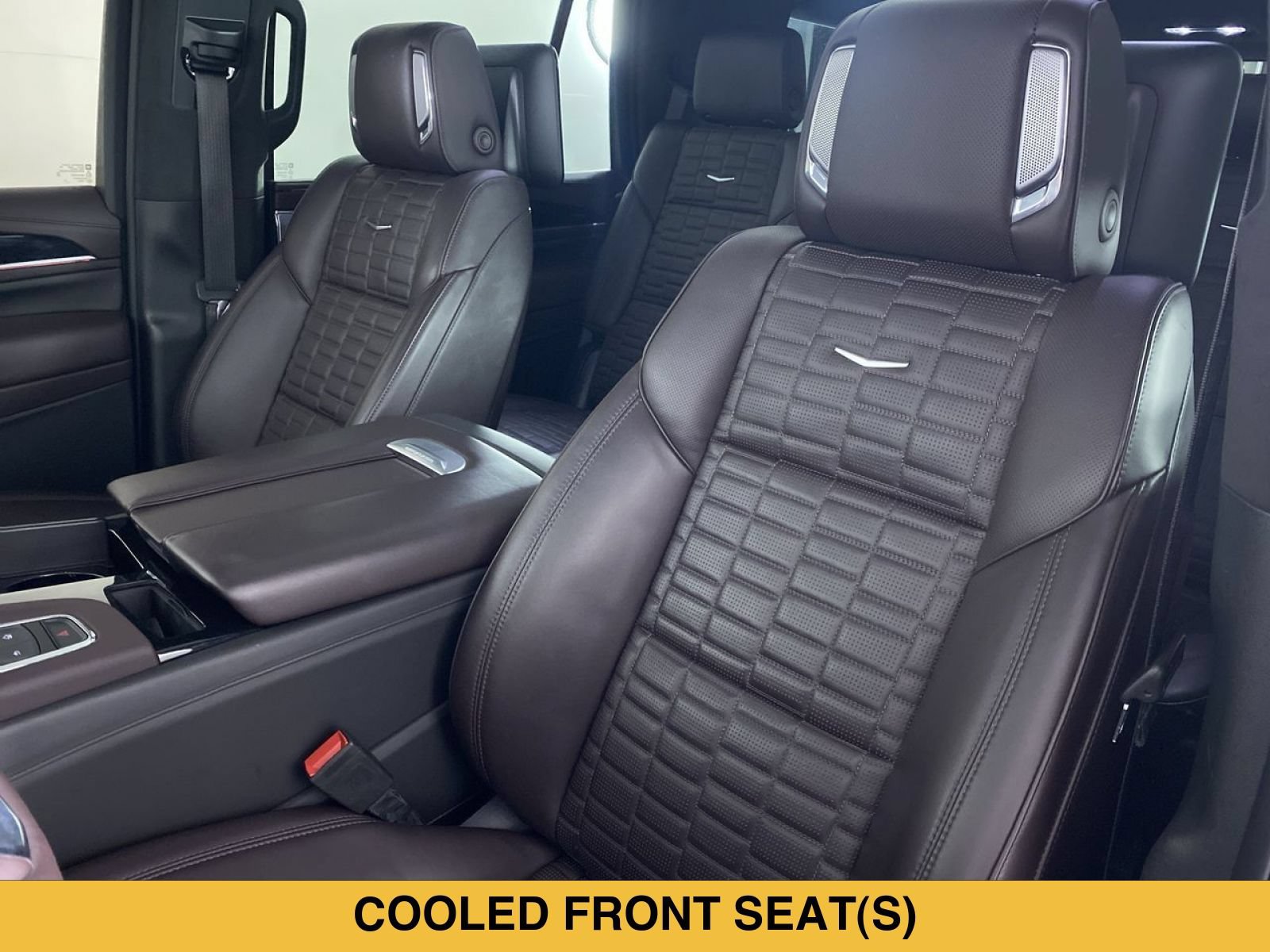 Certified 2022 Cadillac Escalade Premium Luxury Platinum AWD/4WD image 12