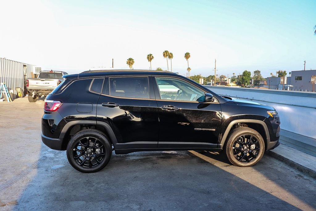 New 2026 Jeep Compass Latitude AWD/4WD image 13