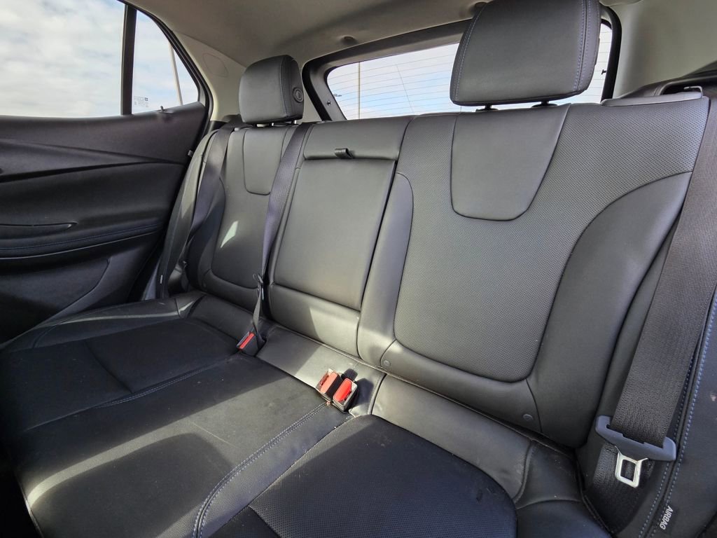 Used 2025 Buick Encore GX Sport Touring w/ Comfort Package image 23