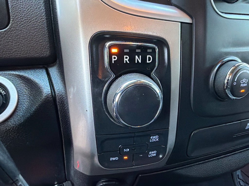 Used 2019 RAM 1500 Classic SLT AWD/4WD image 10