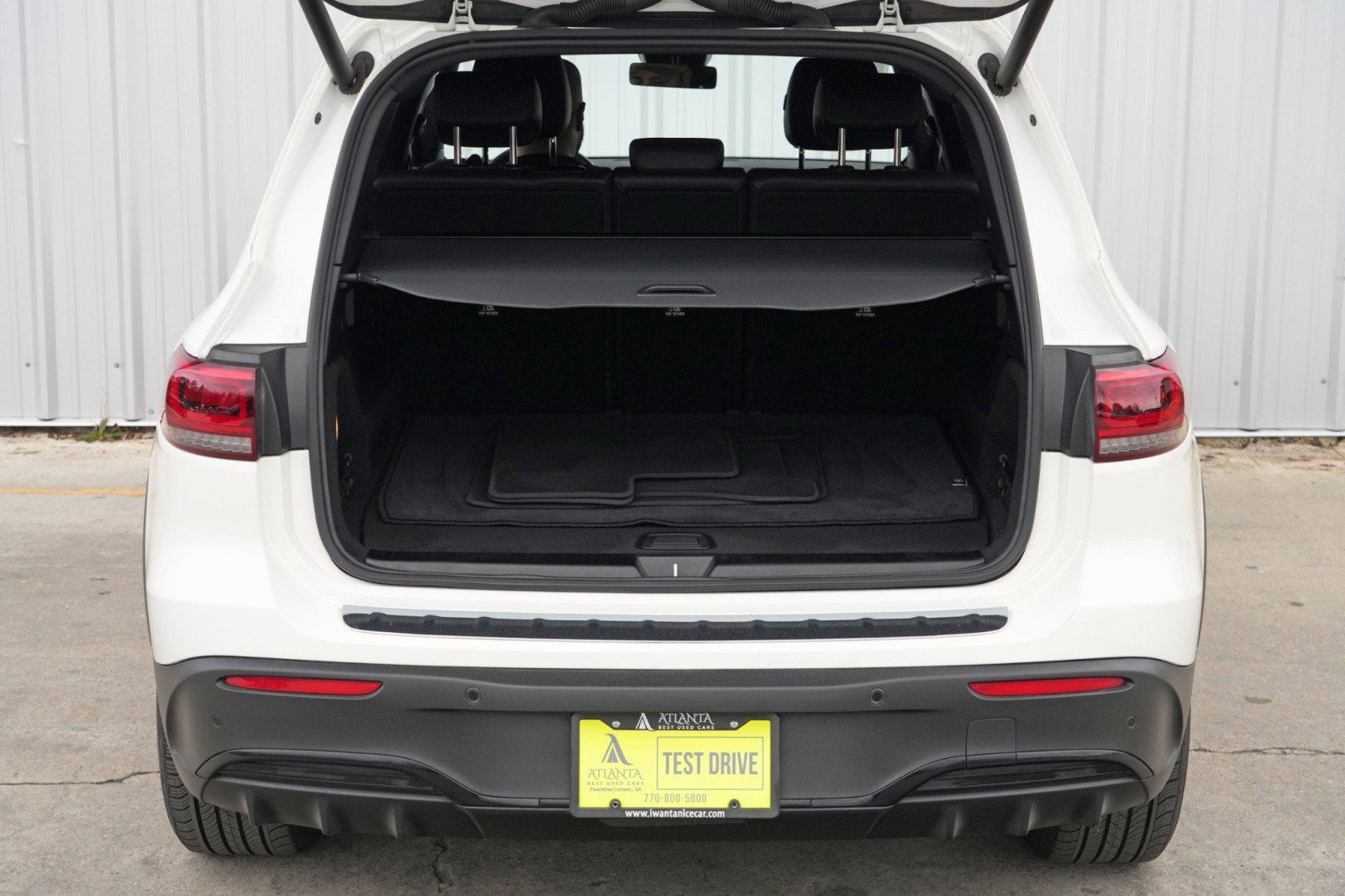 Used 2022 Mercedes-Benz EQB 350 4MATIC image 9