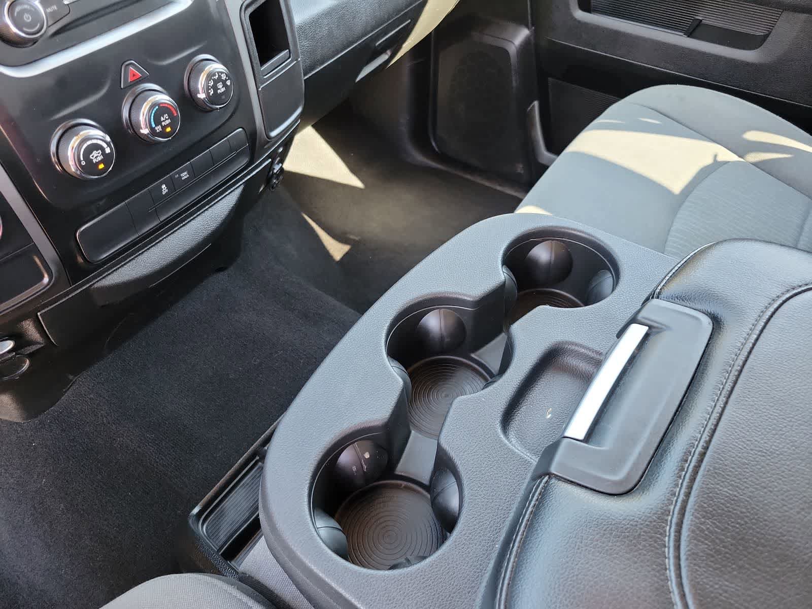 Used 2021 RAM 1500 Classic SLT RWD image 24