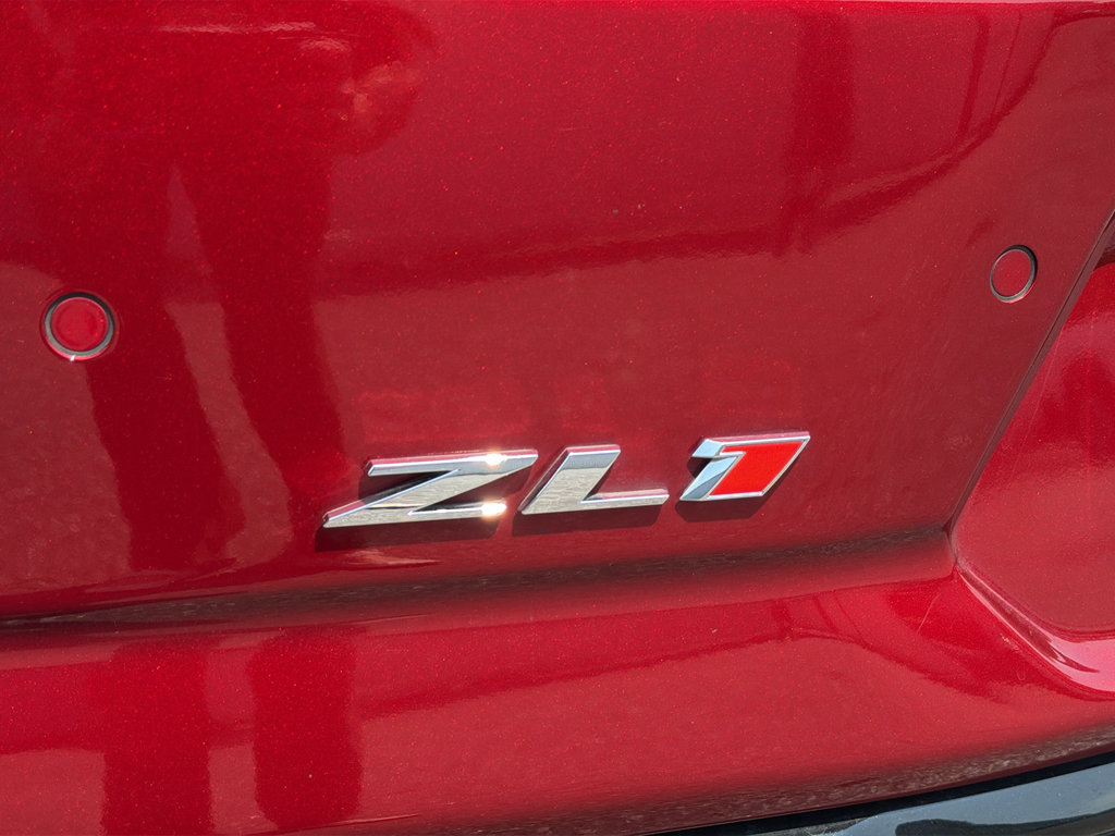 Used 2021 Chevrolet Camaro ZL1 RWD image 10