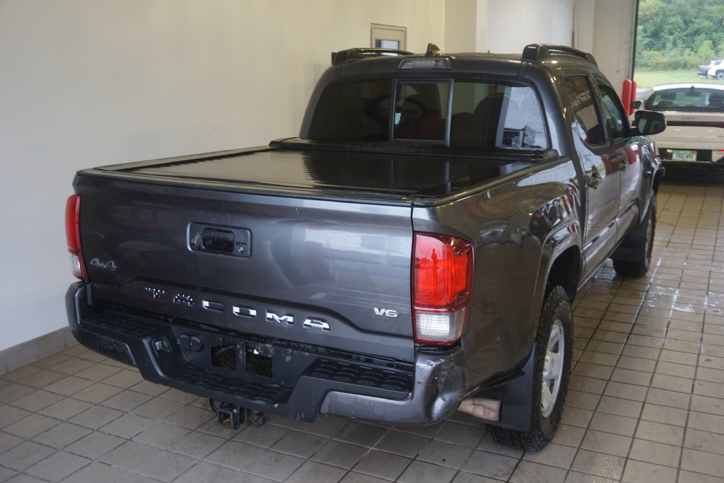 Used 2023 Toyota Tacoma SR AWD/4WD image 13