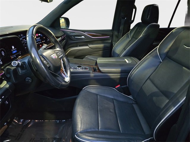 Used 2022 Cadillac Escalade Premium Luxury image 19