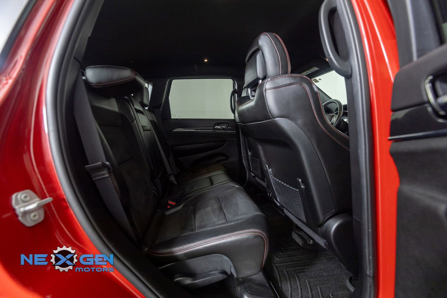 Used 2019 Jeep Grand Cherokee Trailhawk image 34