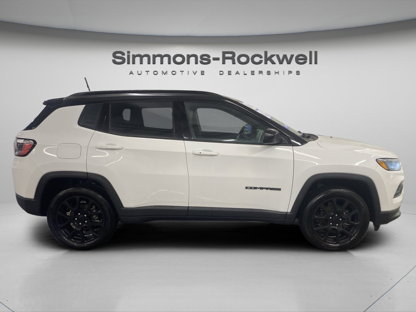 Used 2022 Jeep Compass Altitude w/ Convenience Group AWD/4WD image 4