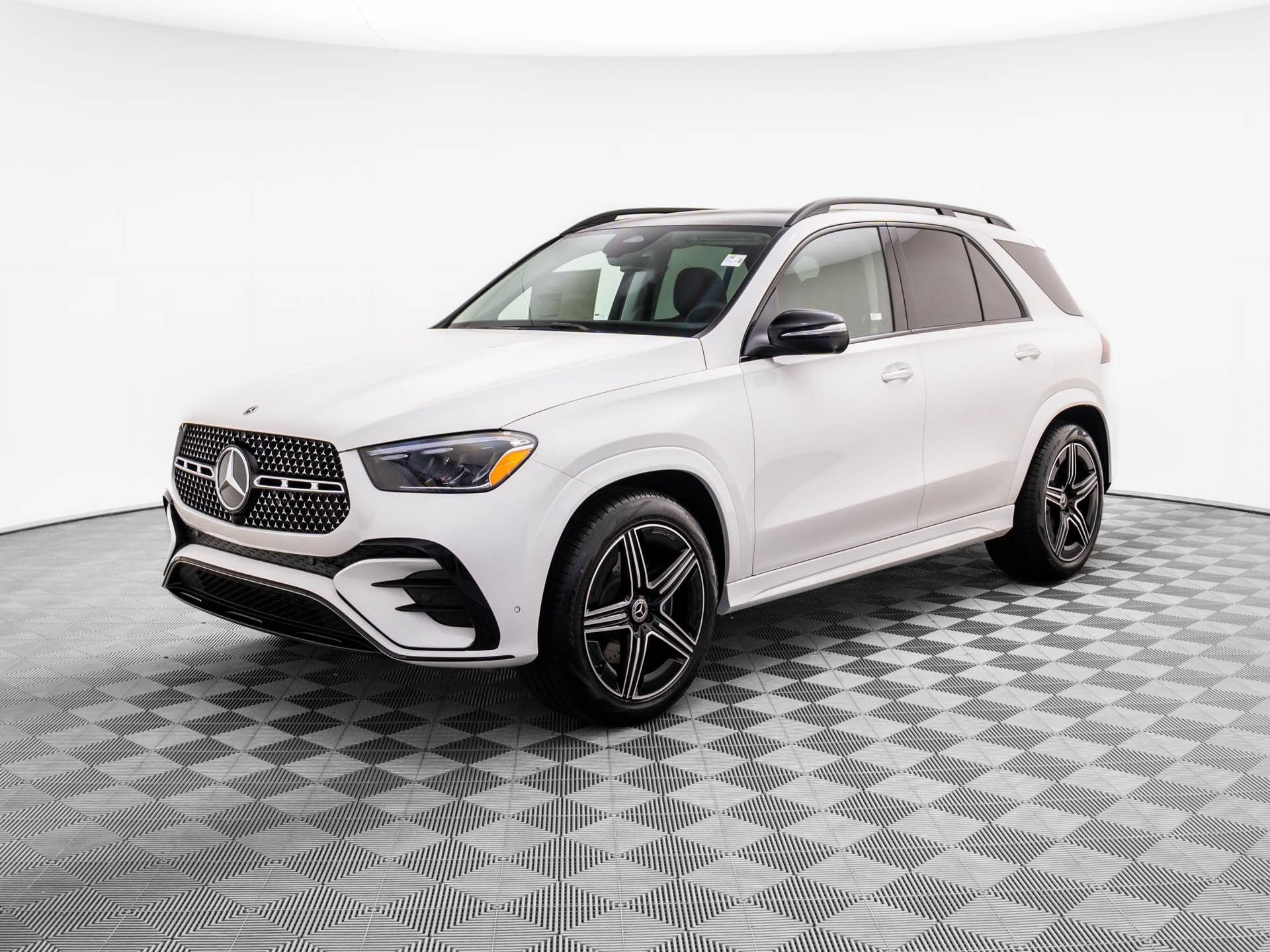 New 2026 Mercedes-Benz GLE 350 4MATIC 360° Tour