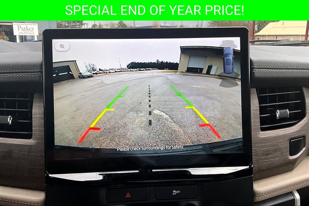 Used 2022 Ford Expedition Limited image 14