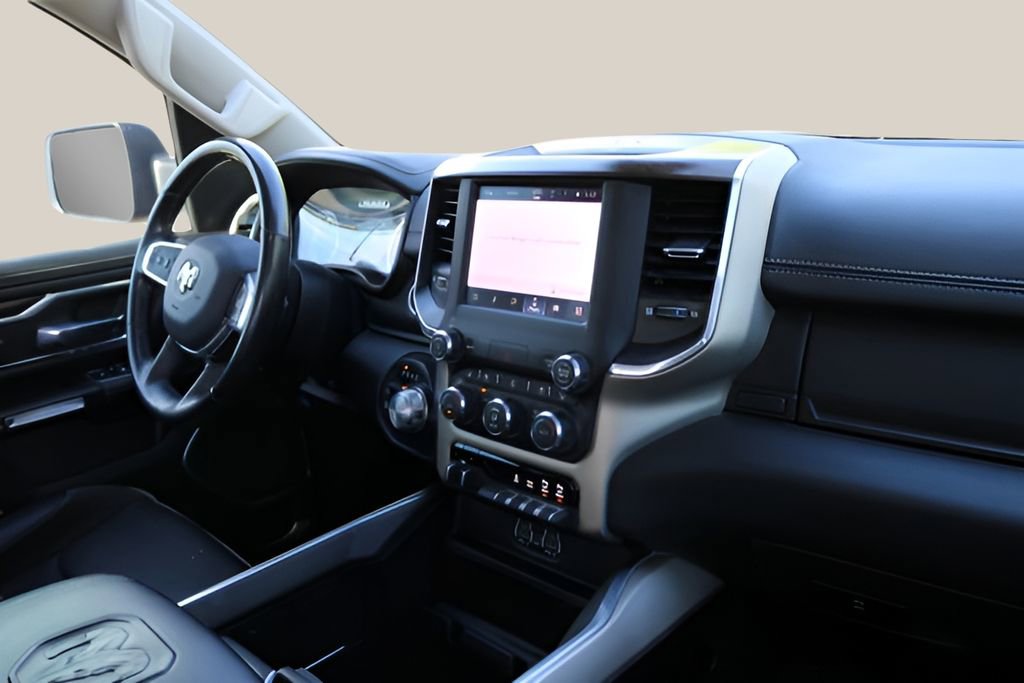 Used 2022 RAM 1500 Laramie AWD/4WD image 17
