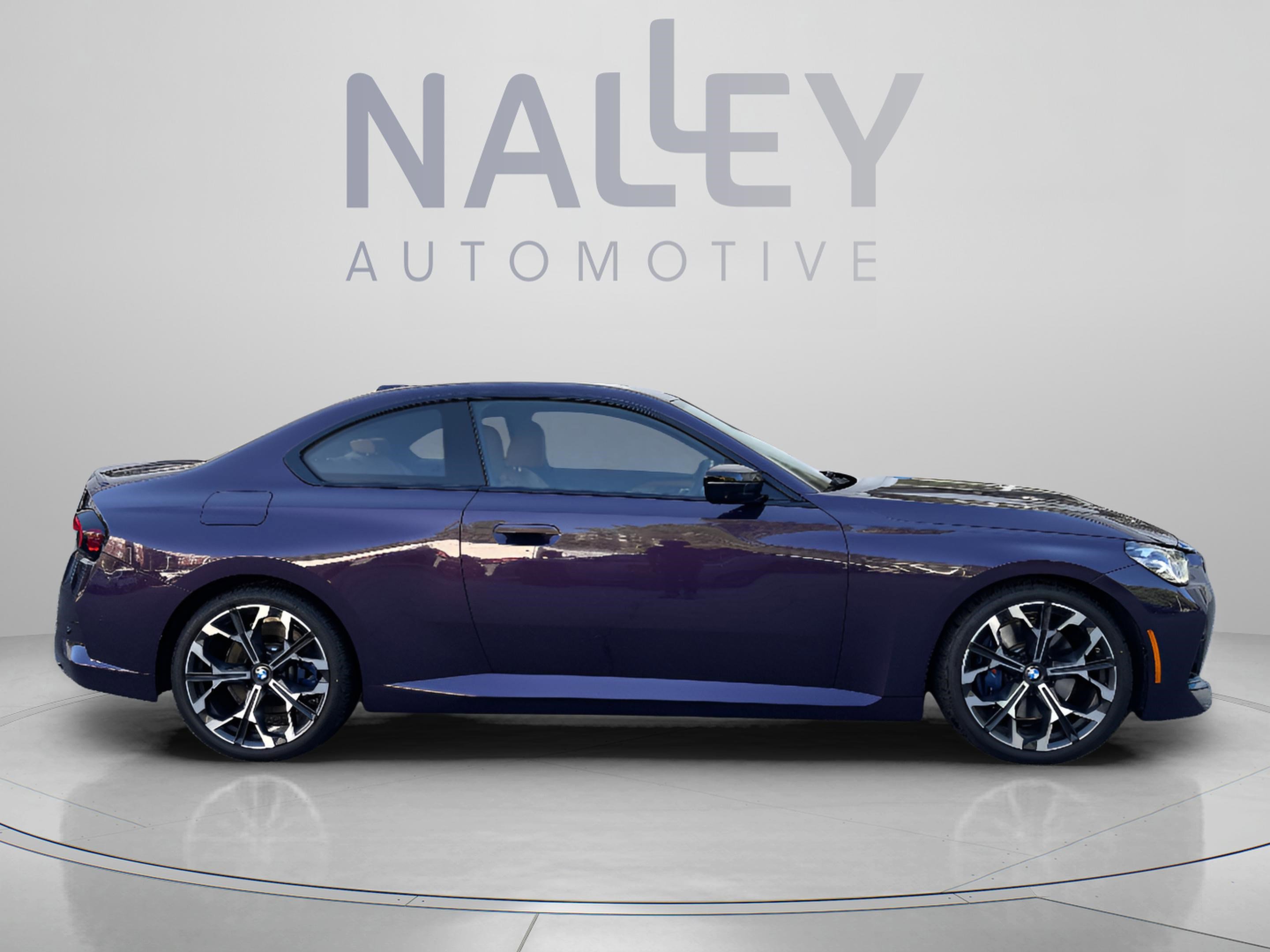 Used 2025 BMW M240i Coupe RWD image 4