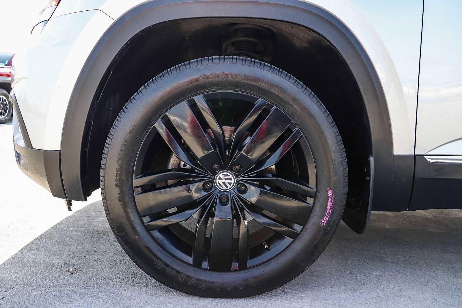 Used 2019 Volkswagen Atlas SEL image 11