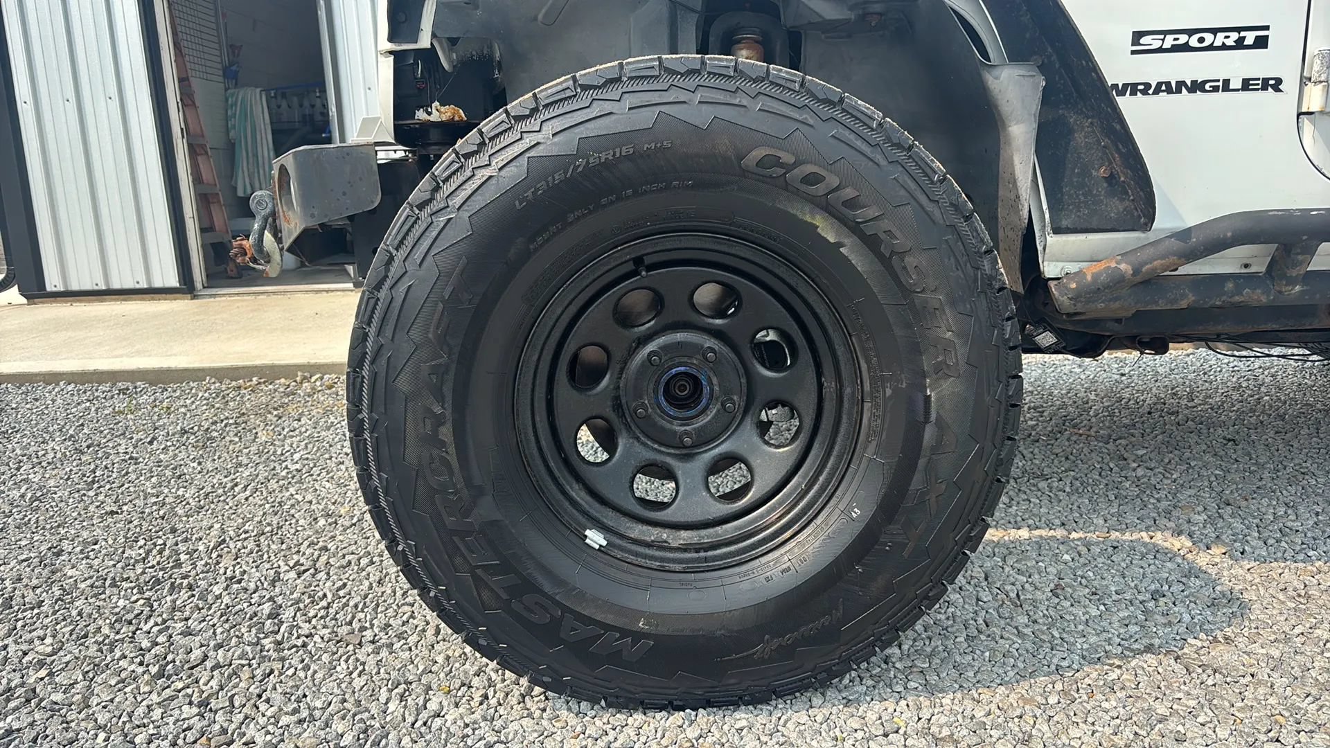 Used 2012 Jeep Wrangler Sport w/ Connectivity Group AWD/4WD image 12