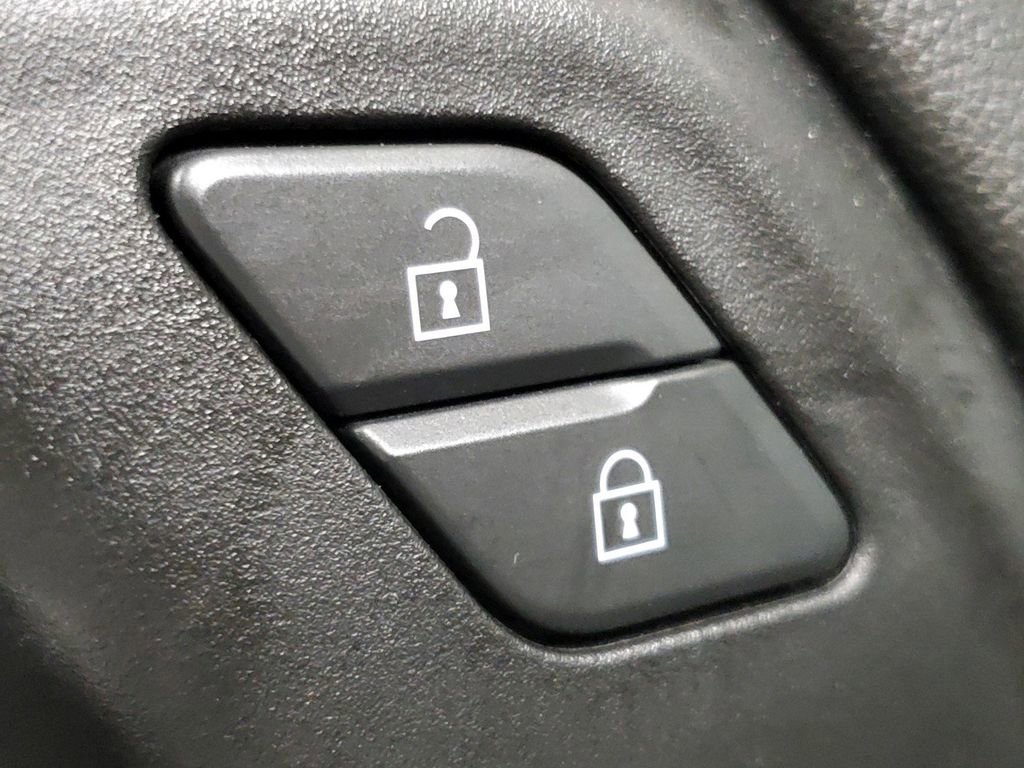 Used 2022 Chevrolet Silverado 1500 LT Trail Boss w/ LT Trail Boss Premium Package image 28