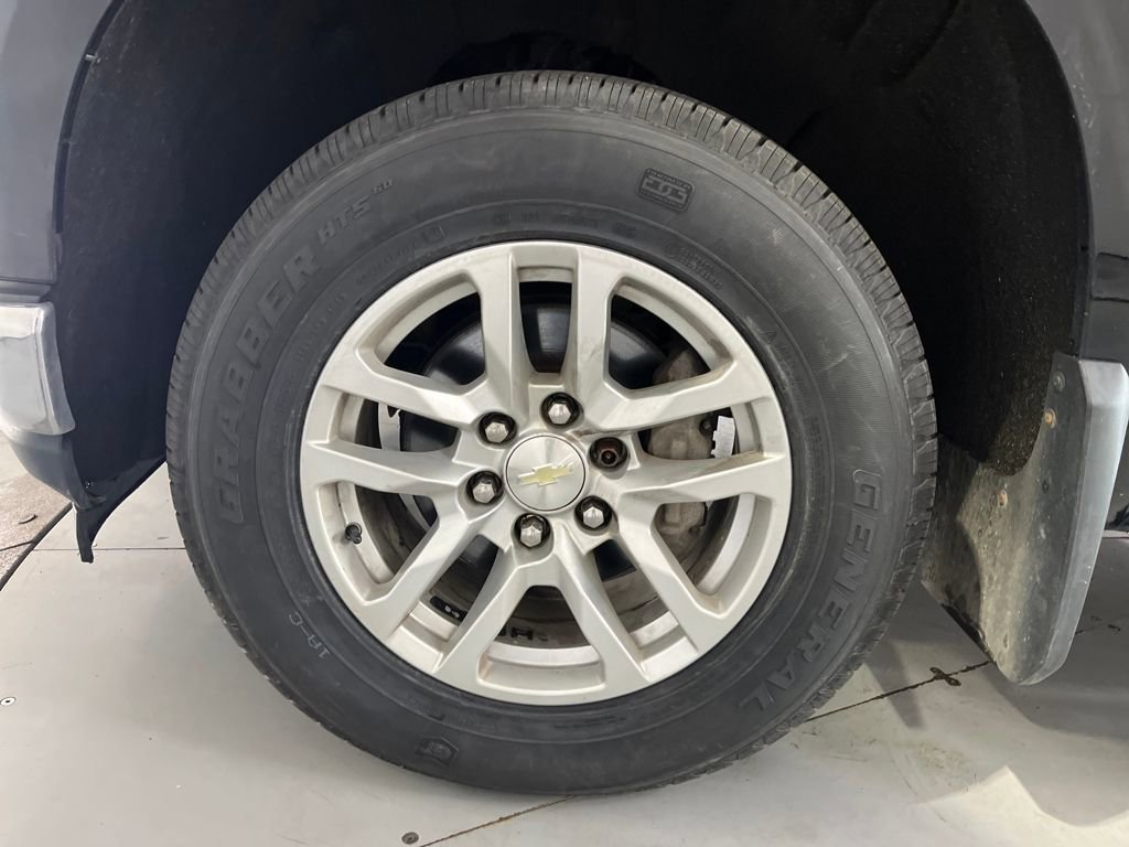 Used 2020 Chevrolet Silverado 1500 LT w/ True North Edition AWD/4WD image 13
