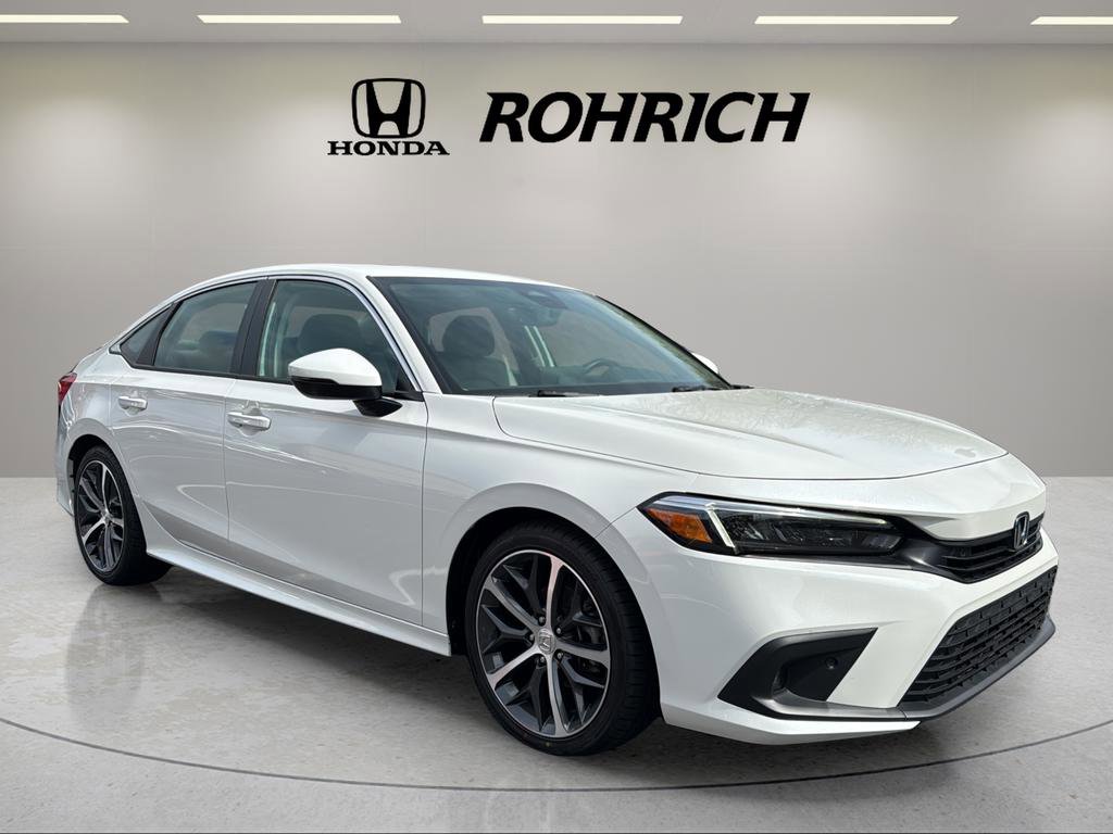 Used 2024 Honda Civic Touring image 4