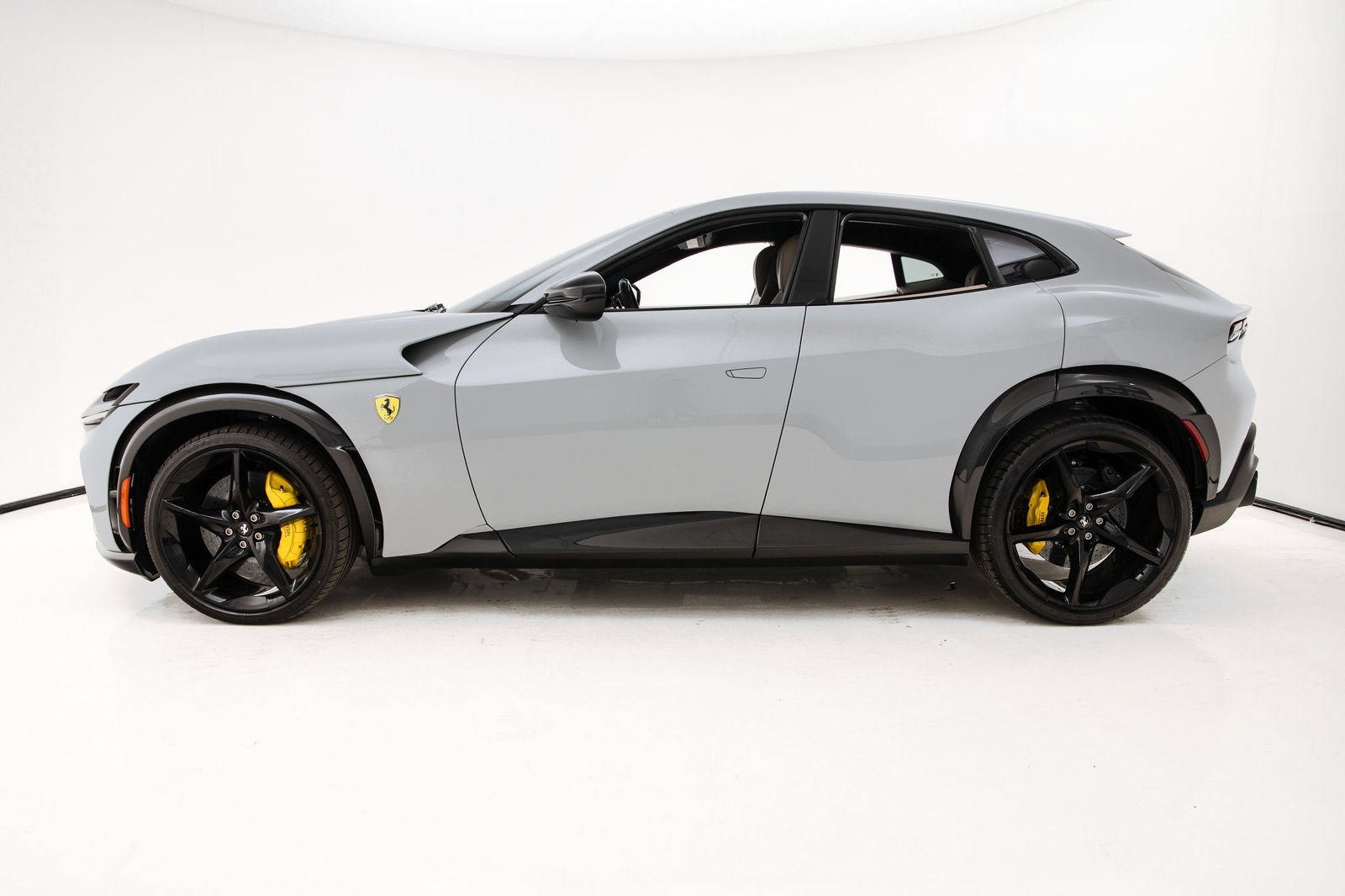 Certified 2025 Ferrari Purosangue AWD/4WD image 3