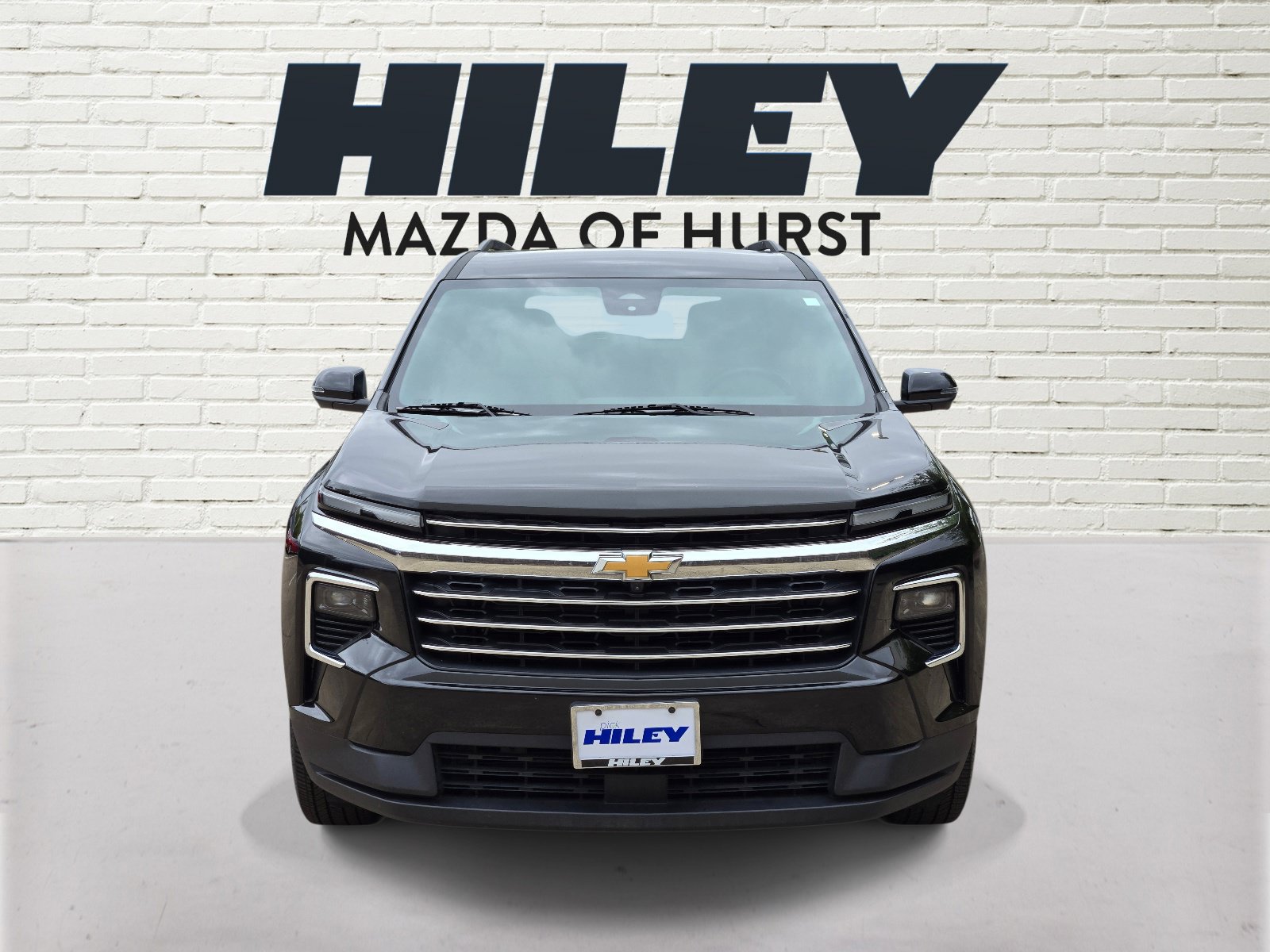 Used 2026 Chevrolet Traverse LT w/ Driver Confidence Package FWD image 2