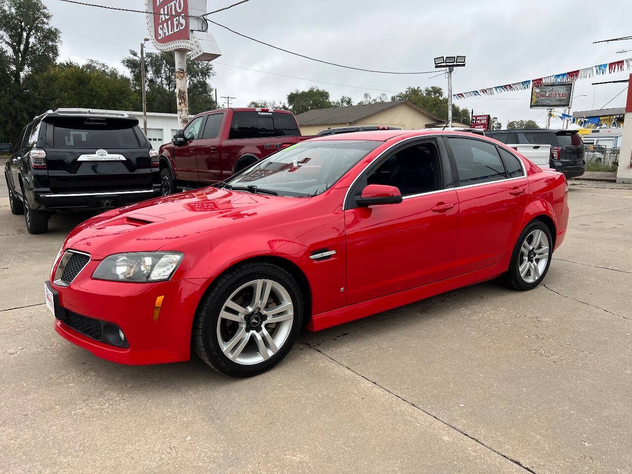 Used 2008 Pontiac G8 w/ Premium Package RWD image 2