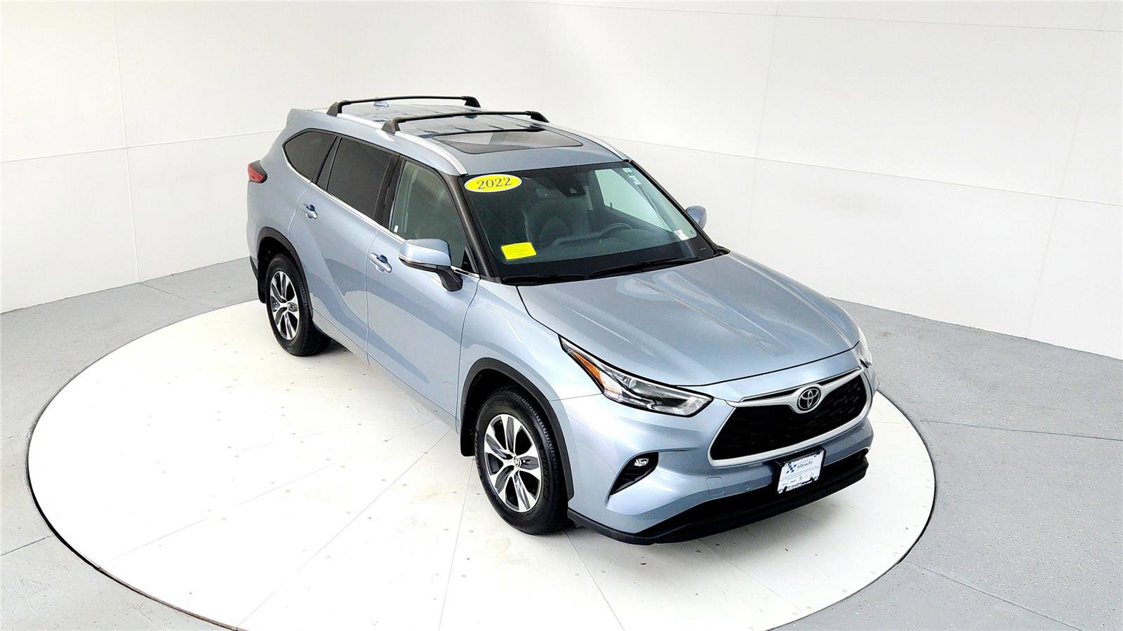 Certified 2022 Toyota Highlander XLE image 13