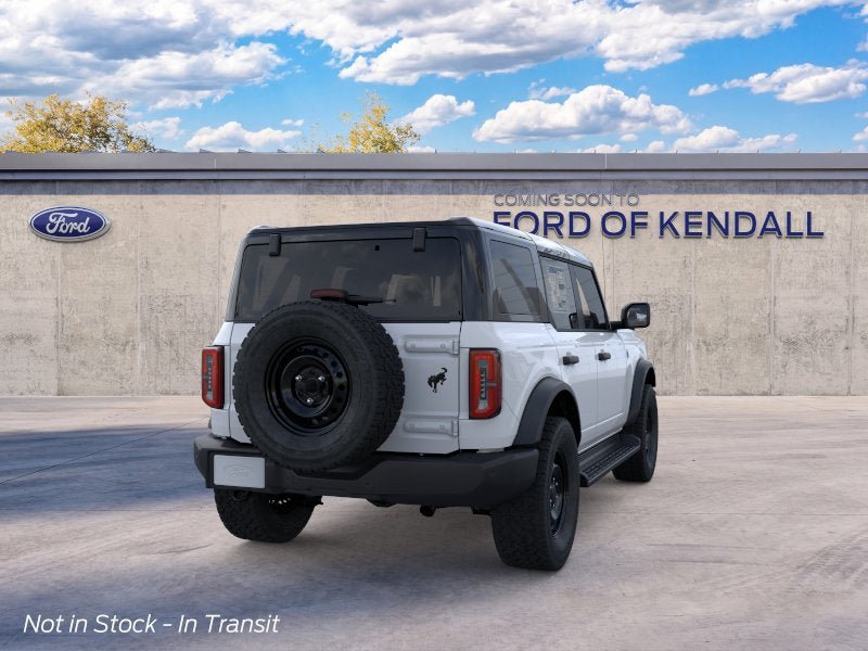 New 2026 Ford Bronco Outer Banks w/ Black Appearance Package AWD/4WD image 8