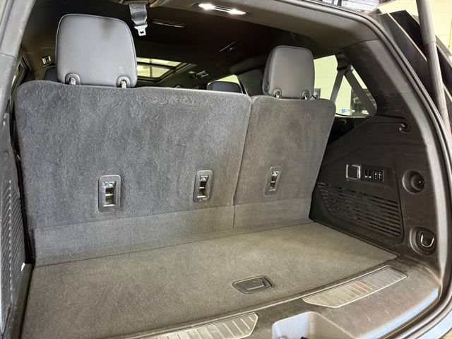 Used 2022 GMC Yukon Denali AWD/4WD image 25