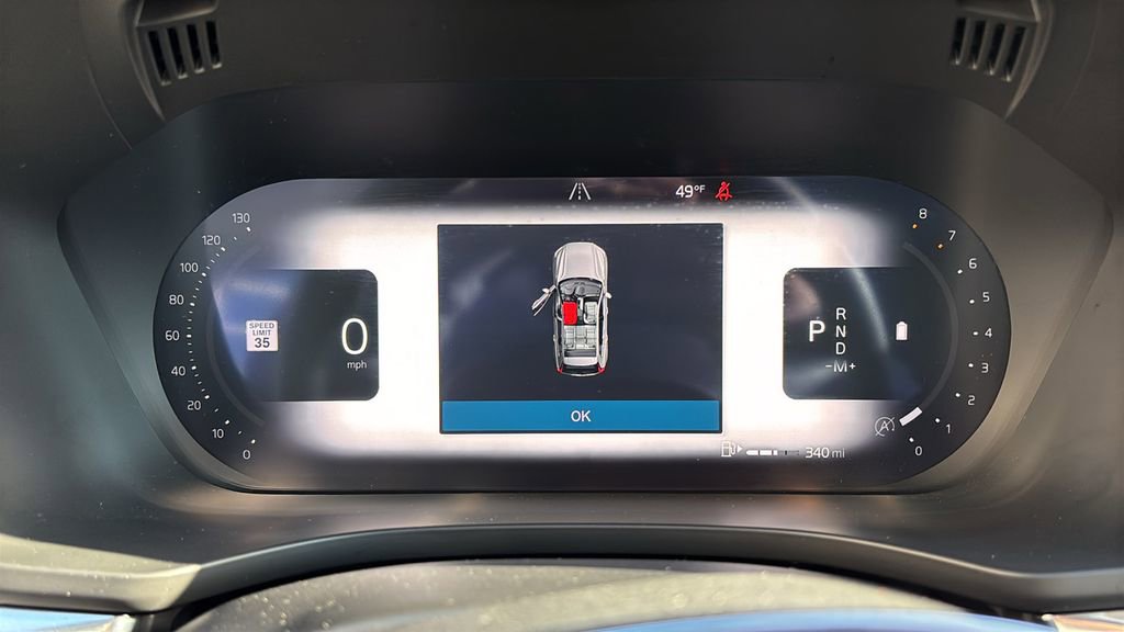 Certified 2025 Volvo XC60 B5 Plus AWD/4WD image 15