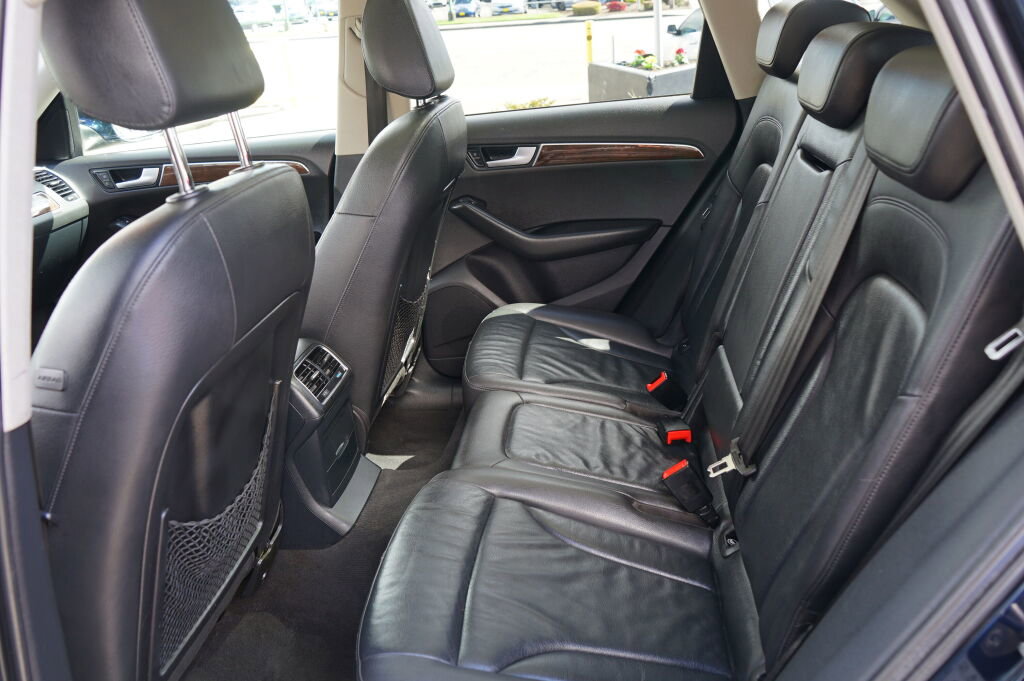 Used 2010 Audi Q5 3.2 Premium Plus AWD/4WD image 14
