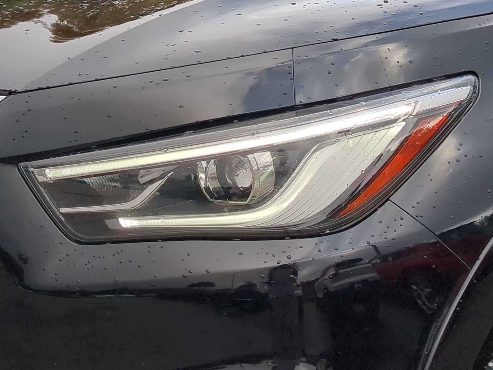 Used 2021 INFINITI QX80 Luxe image 60