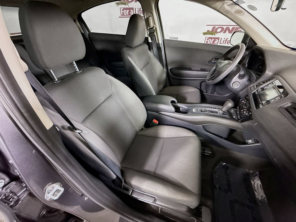 Used 2022 Honda HR-V LX image 28