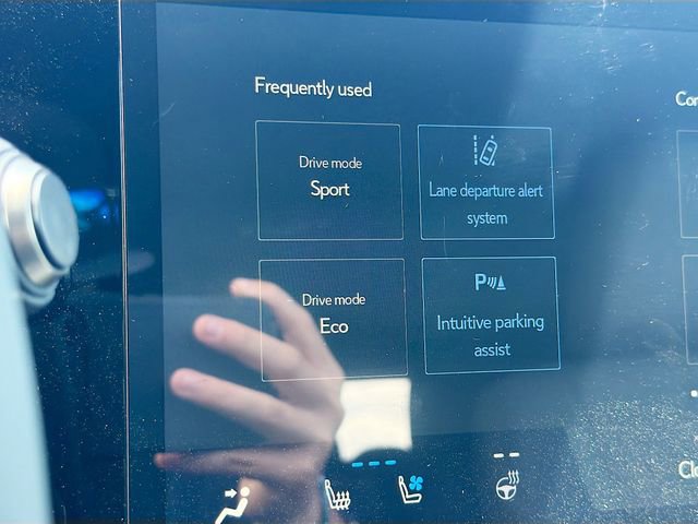 New 2026 Lexus RZ 350e 2WD image 28