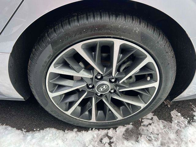 Used 2023 Hyundai Sonata Limited FWD image 7