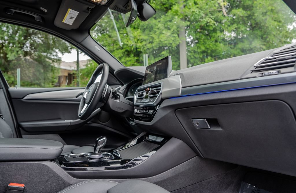 Used 2024 BMW X3 sDrive30i w/ Convenience Package w/ZPA RWD image 22
