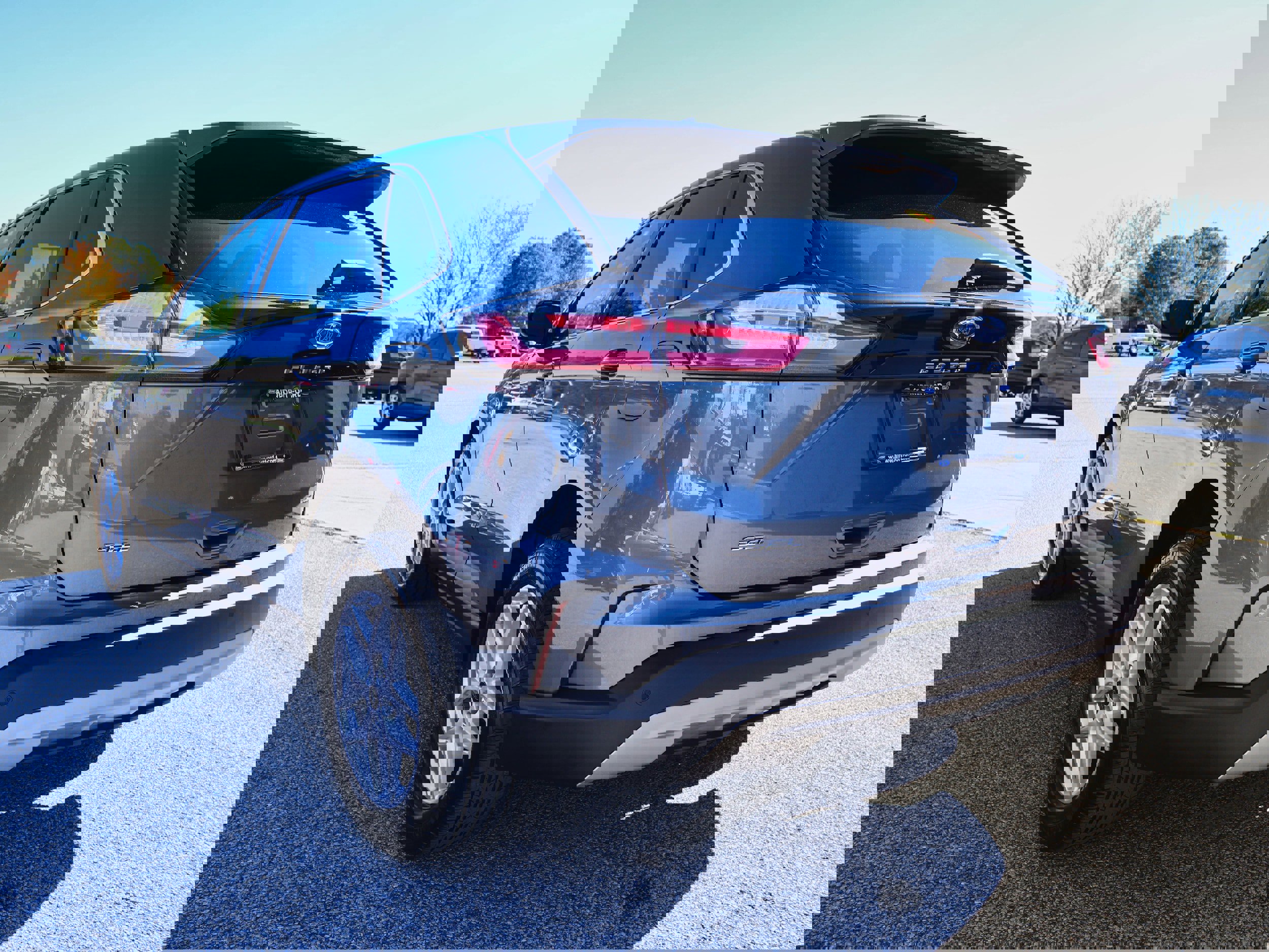 Used 2023 Ford Edge SEL w/ Convenience Package image 3