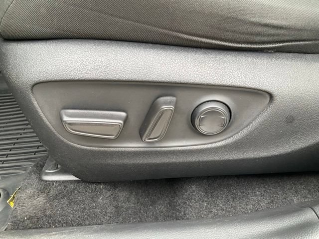 Used 2024 Toyota RAV4 XLE w/ Convenience Package FWD image 6