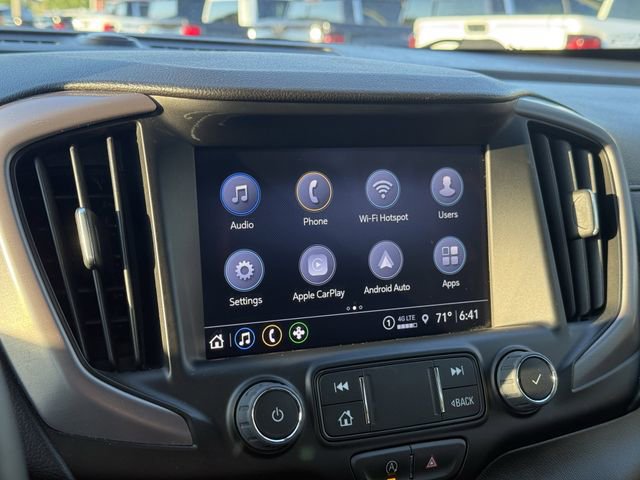 Used 2024 GMC Terrain AT4 image 27