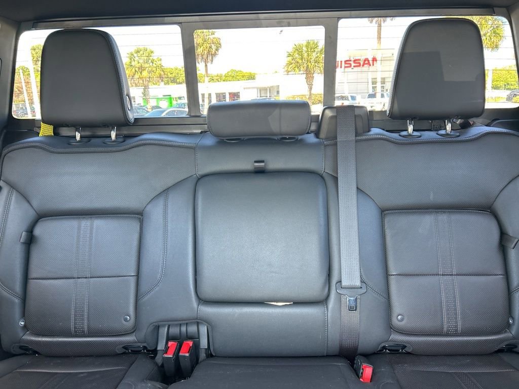 Used 2023 Chevrolet Silverado 1500 High Country w/ High Country Premium Package image 14