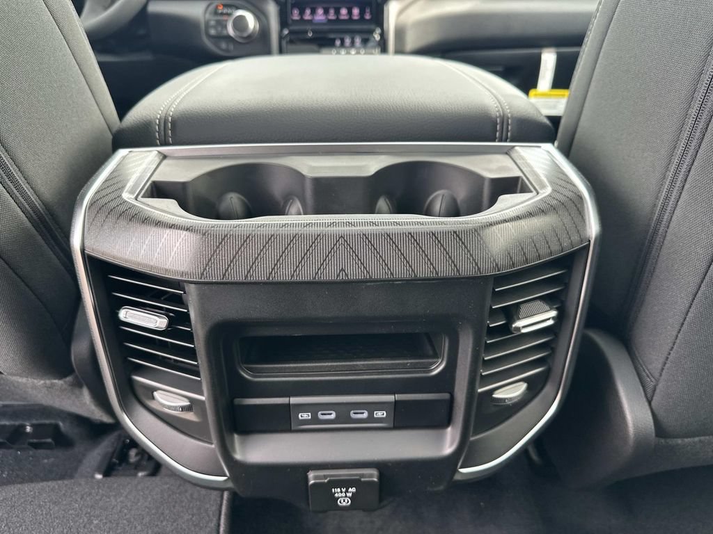 New 2026 RAM 1500 Big Horn AWD/4WD image 12