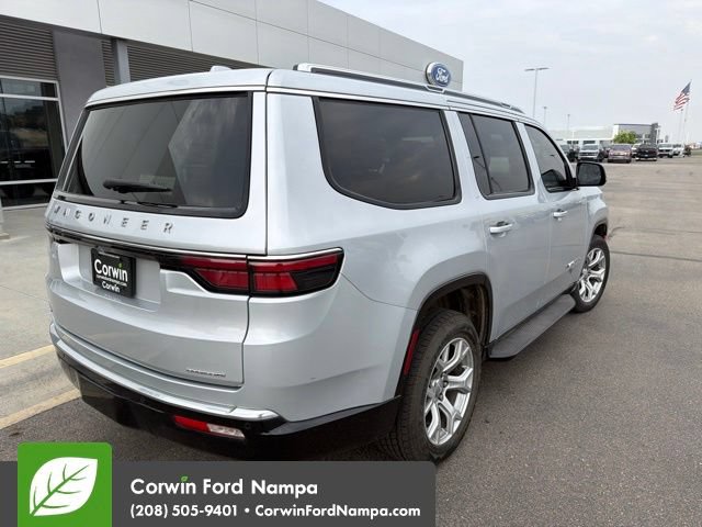 Used 2022 Jeep Wagoneer Series II AWD/4WD image 6